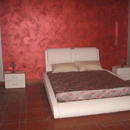 Bed and Breakfast Golden Dreams Бари Экстерьер фото