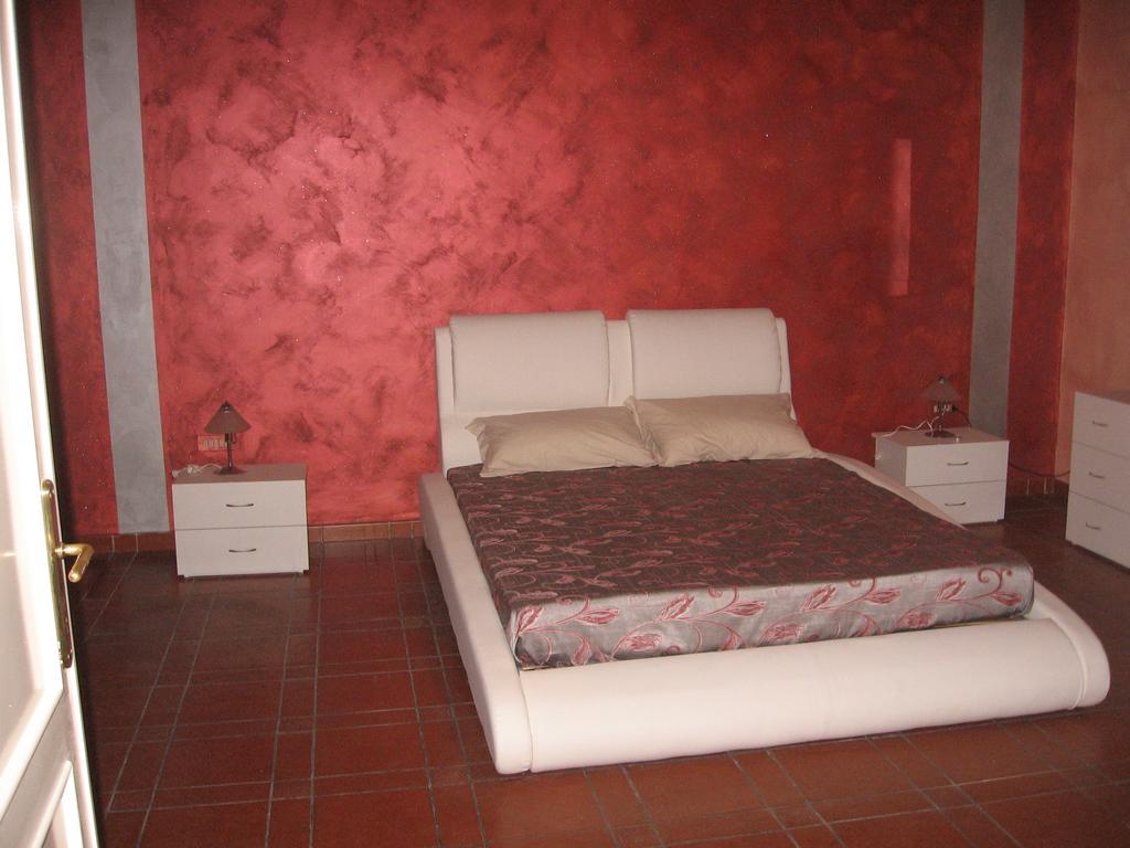 Bed and Breakfast Golden Dreams Бари Экстерьер фото